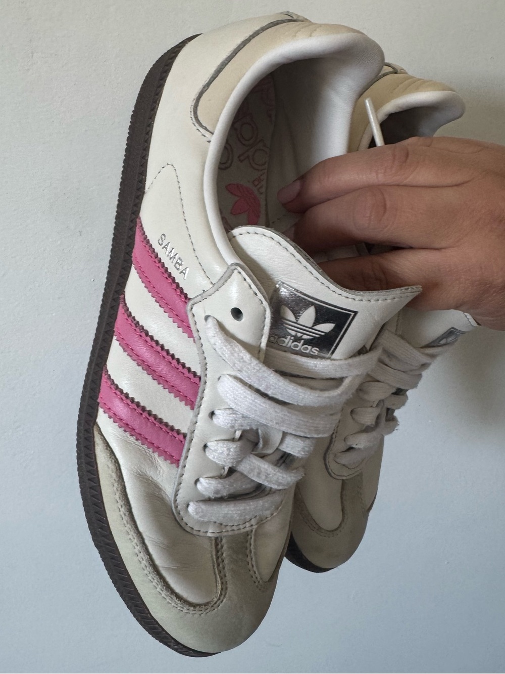 Adidas Cream Samba’s with Pink Three-Stripes - Picture 4 of 5
